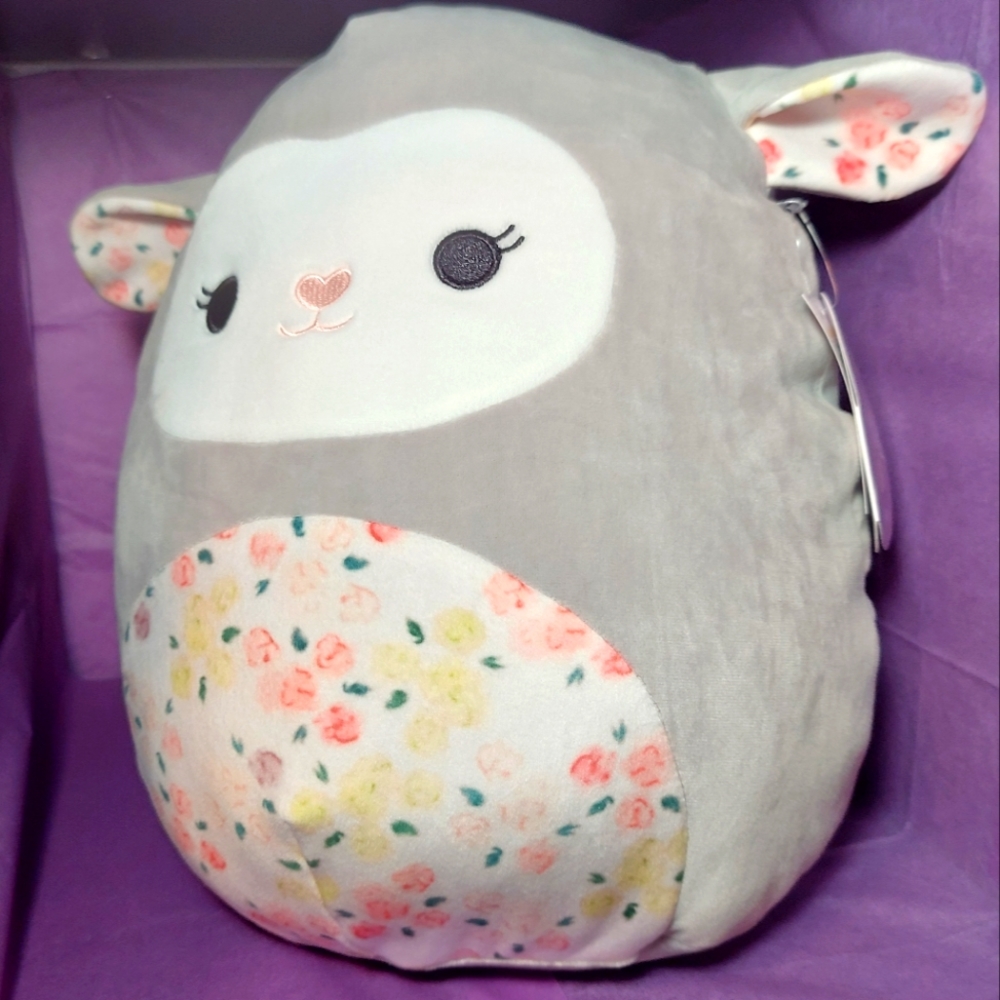 2021 Elea the Lamb 12 inch Squishmallow